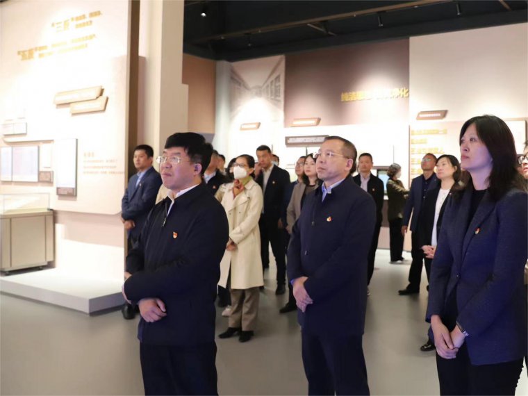 1698738801926919.jpg 新聞?wù)掌?.jpg